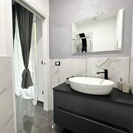 Pyramid Fazio 99 - Chefren 3* La Spezia